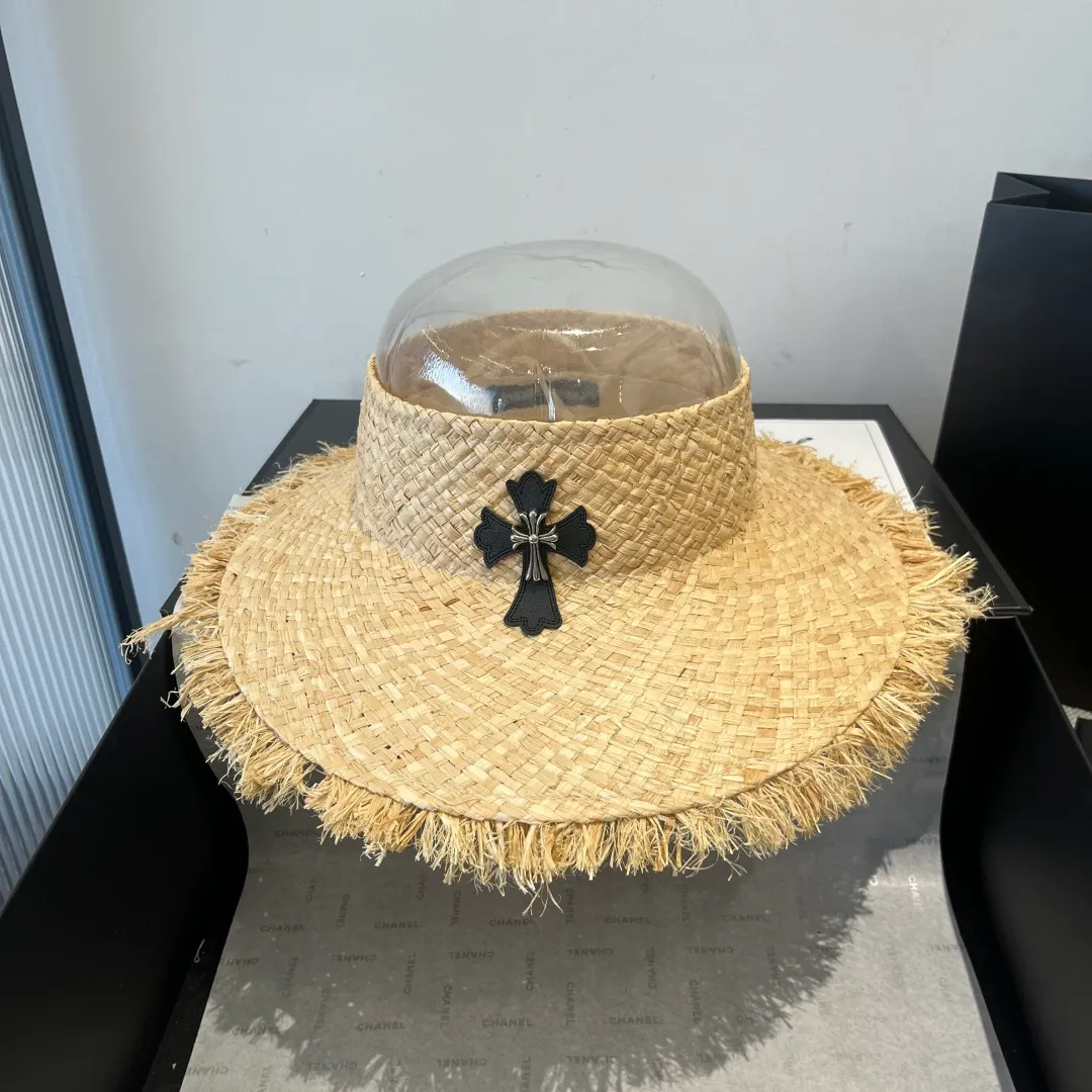 💰130¥ Croxin’s new hollow-top straw hat, made of raffia, light and versatile, head circumference 57cm